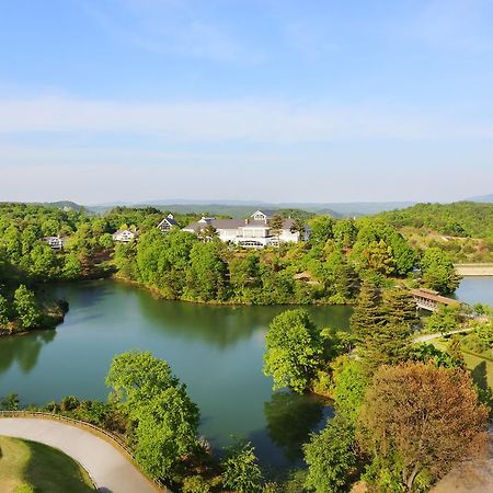 Forest Hills Garden Mihara  Bagian luar foto